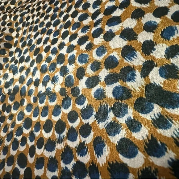 Topshop Animal Smudge Print Balloon Sleeve Satin Top
Blouse Top Size 10 Workwear - Picture 5 of 9